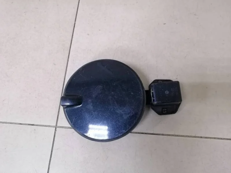 Лючок бензобака Opel Astra H / Family 2004-2015