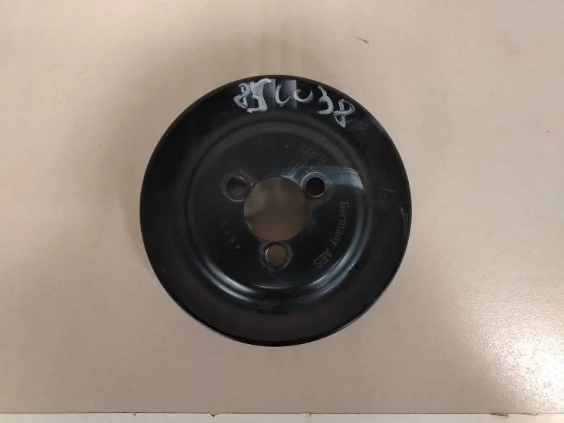 Шкив водяного насоса (помпы) Volkswagen Polo (Sed RUS) 2011>