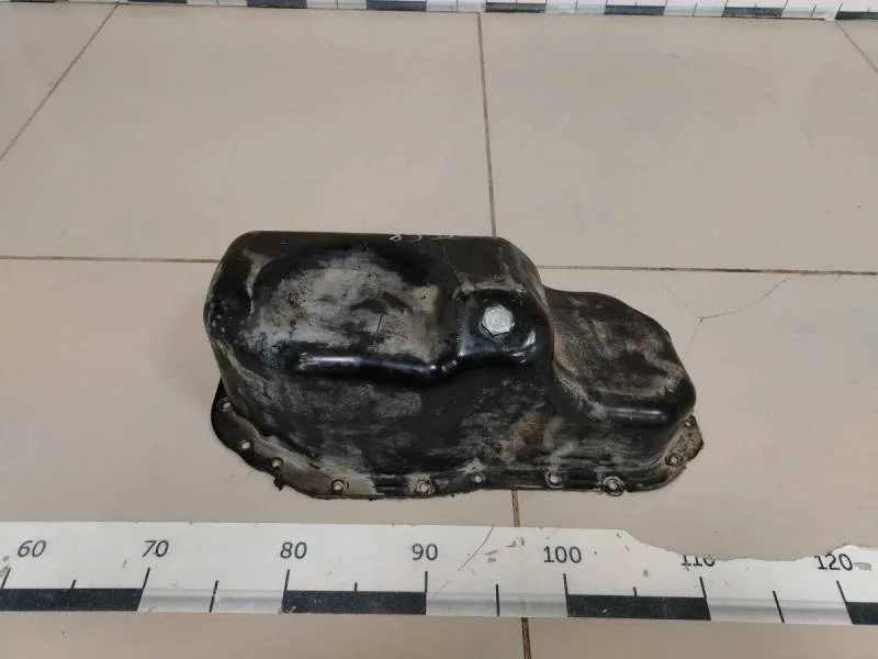 Поддон масляный двигателя Volkswagen Polo (Sed RUS) 2011>