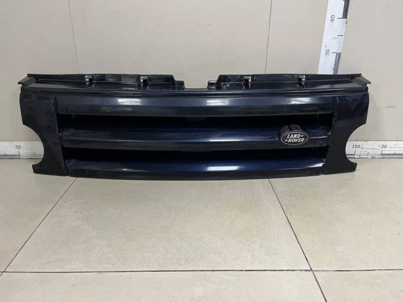 Решетка радиатора Land Rover Discovery 3 2004-2009