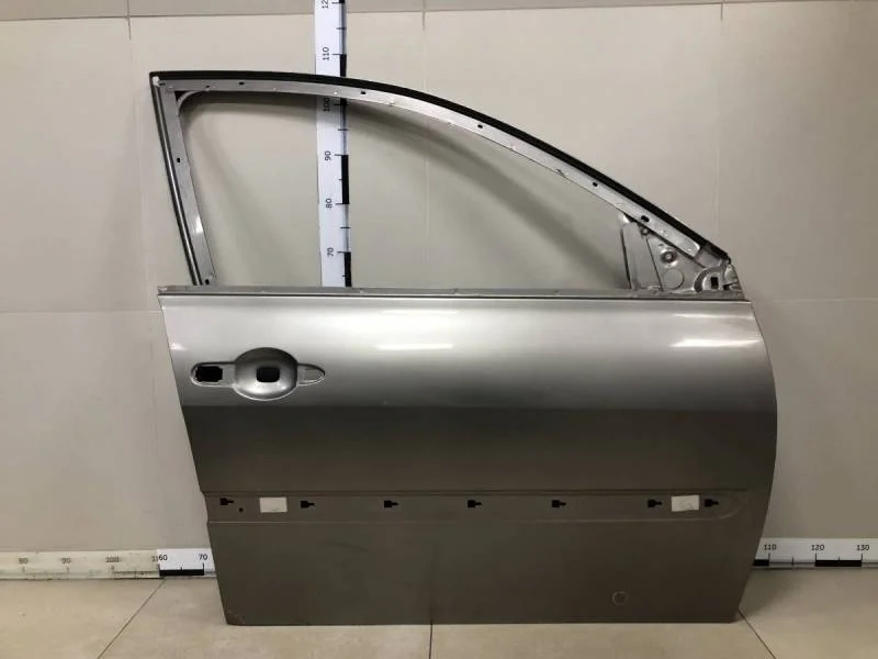 Дверь передняя правая Renault Megane (2) 2002-2009