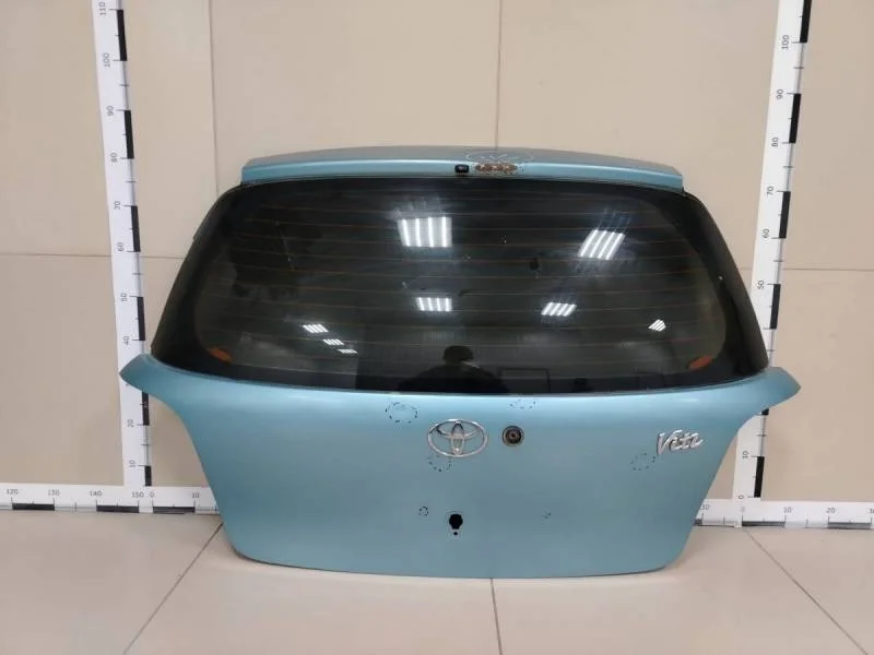 Дверь багажника со стеклом Toyota Vitz (P10) 1999-2005