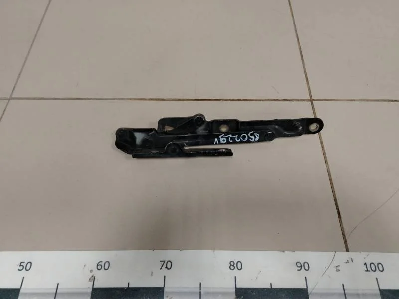 Петля капота левая Kia Magentis (GD) 2000-2005