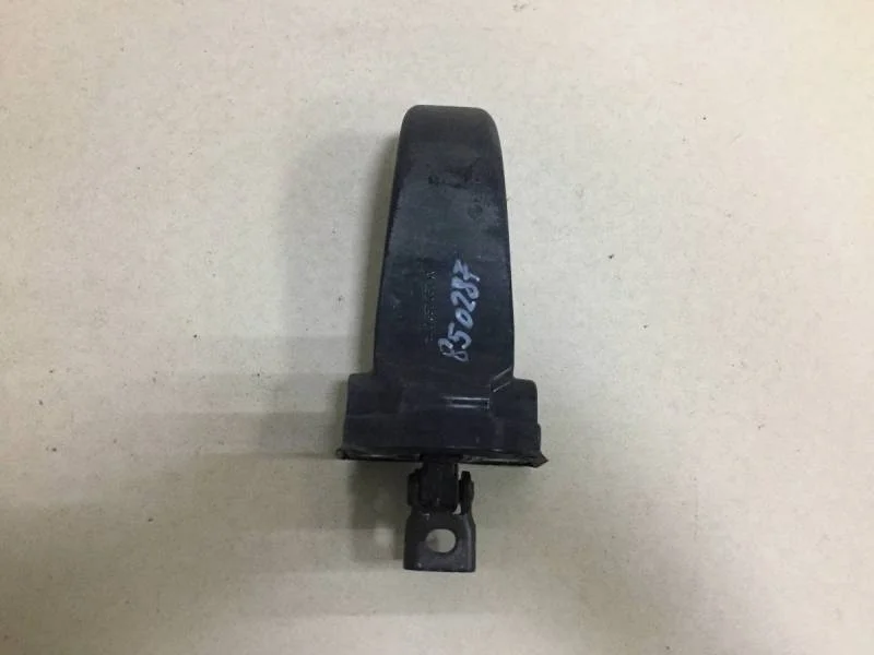 Ограничитель двери Skoda Octavia (A7) 2013>