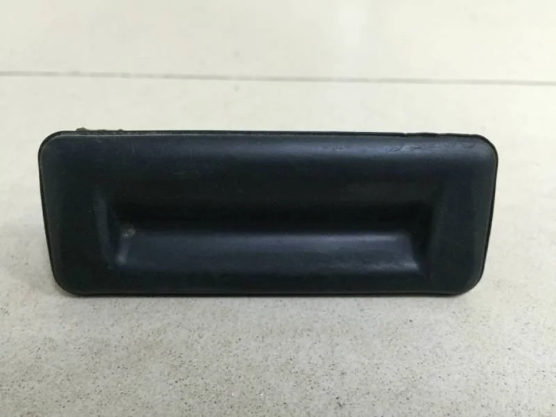 Кнопка открывания багажника Skoda Octavia (A7) 2013>