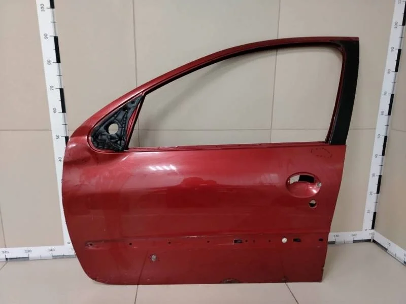Дверь передняя левая Peugeot 206 1998-2012