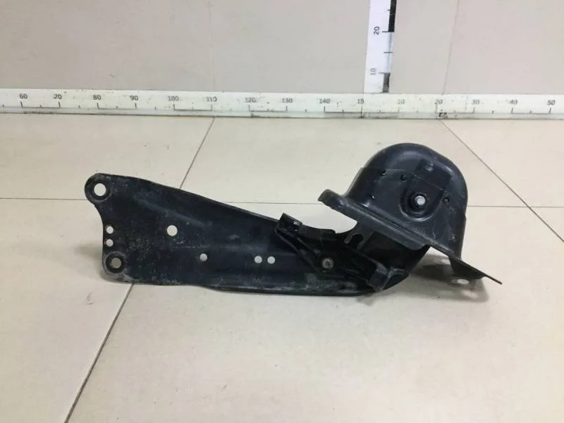 Рычаг задний продольный левый Skoda Octavia (A7) 2013>