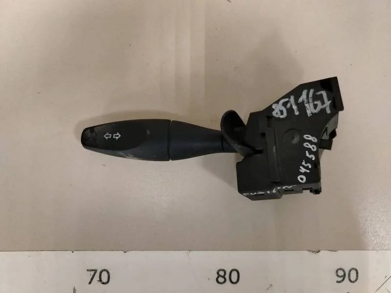 Переключатель поворотов подрулевой Ford Fiesta (MK5) 2002-2008