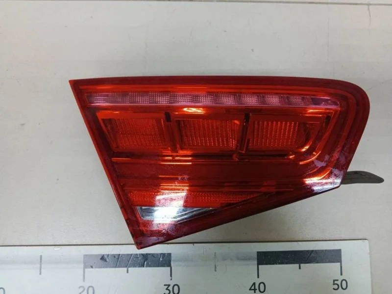 Фонарь задний внутренний левый Audi A8 (D4) 2010-2017