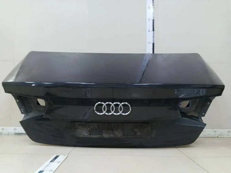 Крышка багажника Audi A8 (D4) 2010-2017