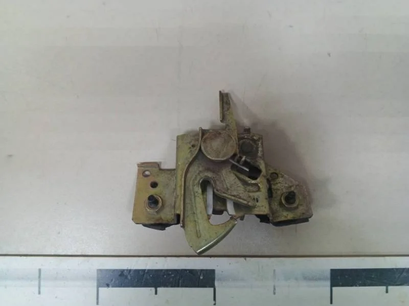 Замок капота Ford Fusion (JU) 2002-2012