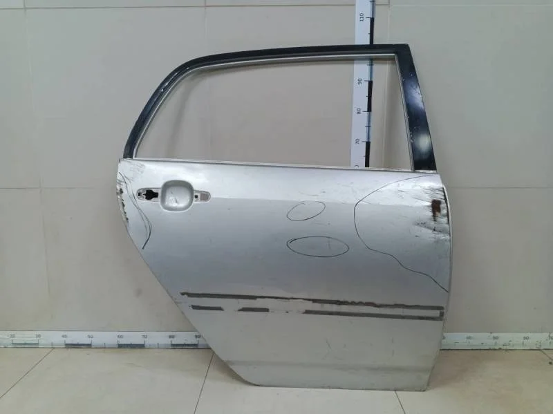 Дверь задняя правая Toyota Corolla E120 2001-2007