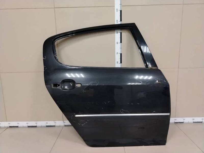 Дверь задняя правая Peugeot 407 2004-2010