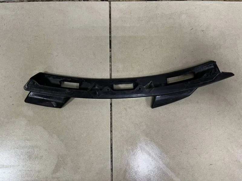 Кронштейн переднего бампера левый Hyundai Solaris 2010-2017