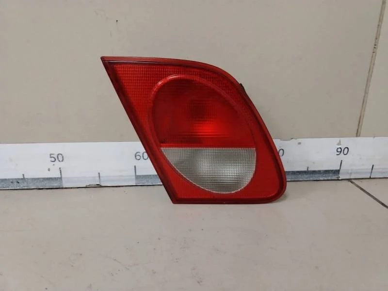 Фонарь задний внутренний левый Mercedes-Benz E-Class (W210) 1995-2002