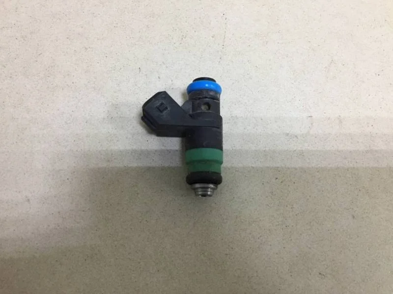 Форсунка инжекторная электрическая Nissan Almera 3 (G11, G15) 2012>