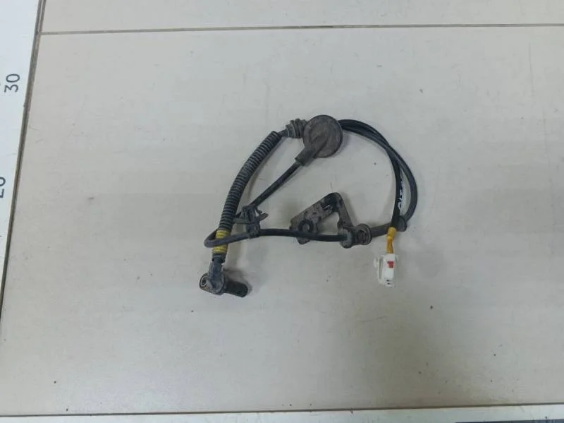 Датчик ABS задний правый Hyundai Solaris 2010-2017