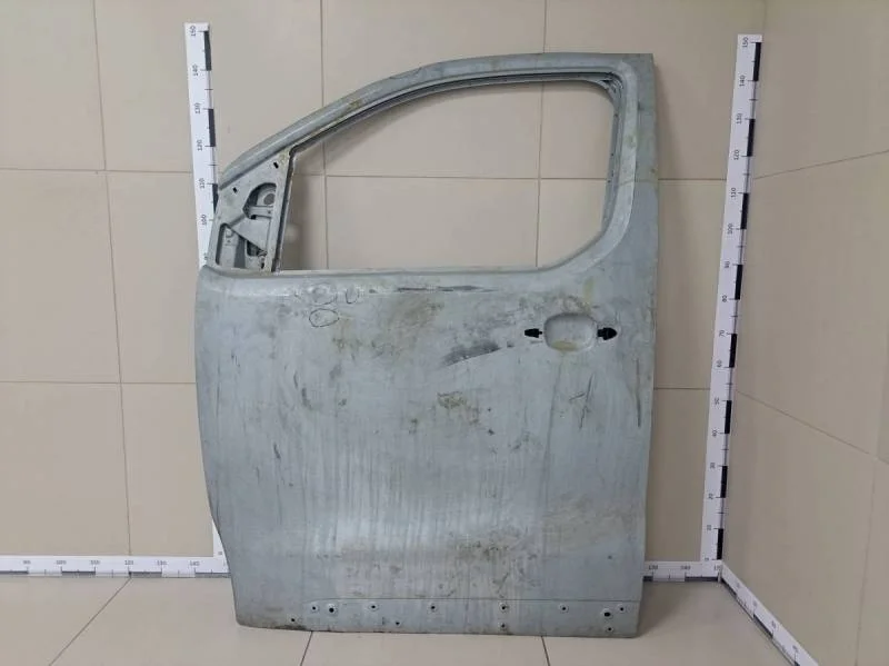 Дверь передняя левая Peugeot Traveller 2016>