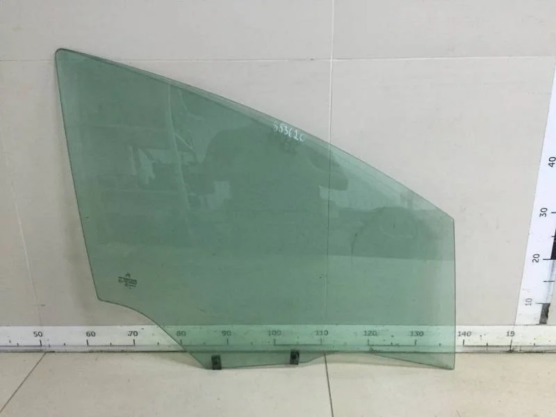 Стекло двери передней правой Citroen C4 2005-2011