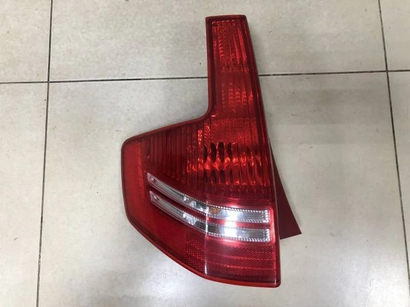 Фонарь задний левый Citroen C4 2005-2011