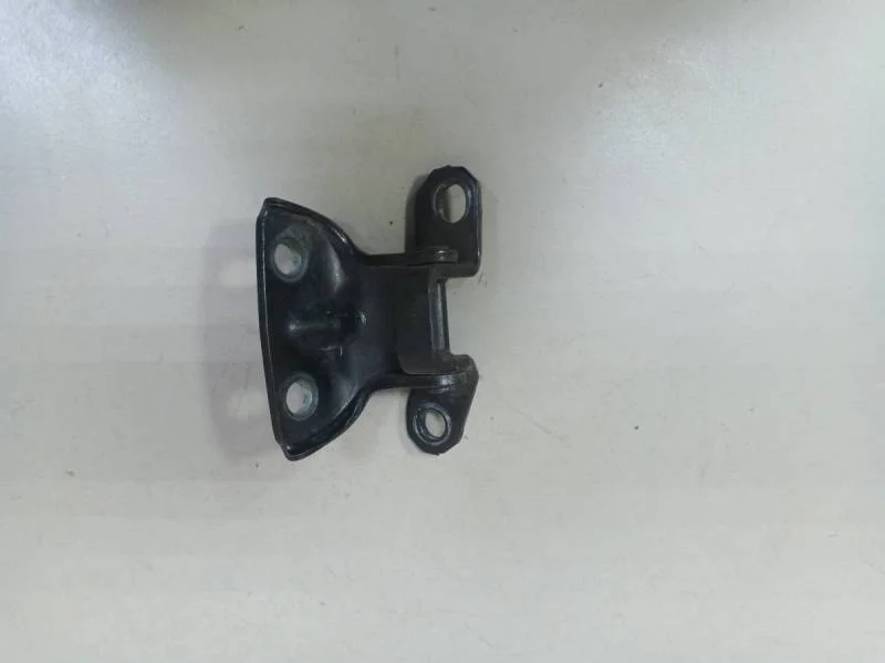 Петля двери задней правой верхняя Kia Cerato (TD) 2009-2013