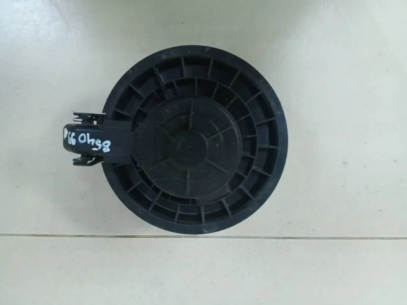 Моторчик отопителя Kia Cerato (TD) 2009-2013