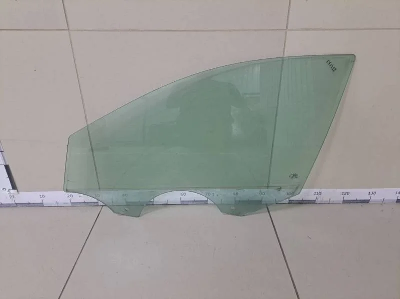 Стекло двери передней левой Skoda Rapid 2012-2020