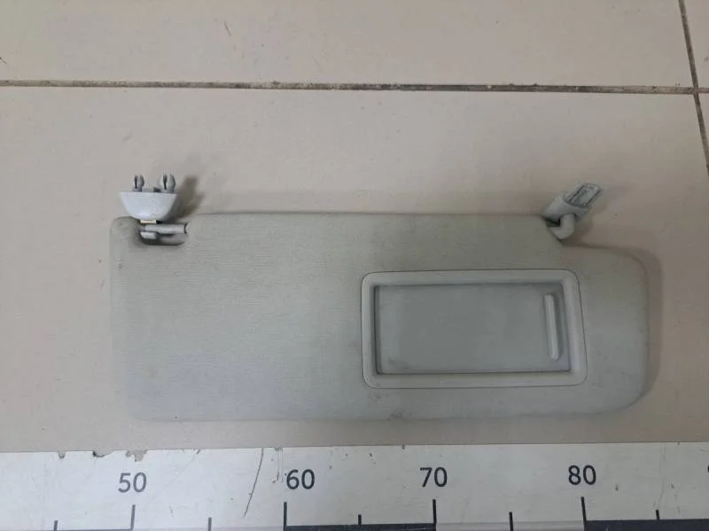 Козырек солнцезащитный (внутри) Skoda Rapid 2012-2020