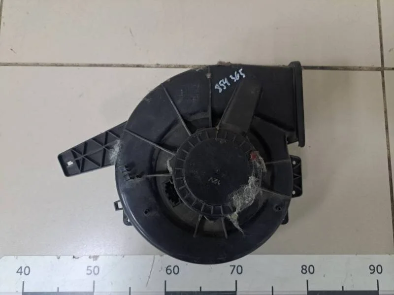 Моторчик отопителя Skoda Rapid 2012-2020