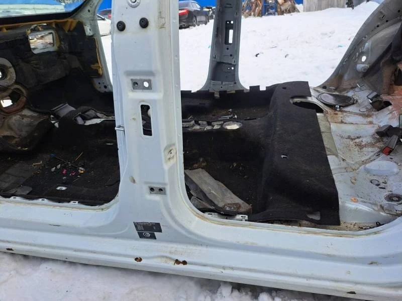 Порог со стойкой левый Skoda Rapid 2012-2020