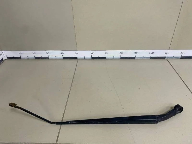 Поводок стеклоочистителя передний правый Nissan Tiida (C11) 2007-2014