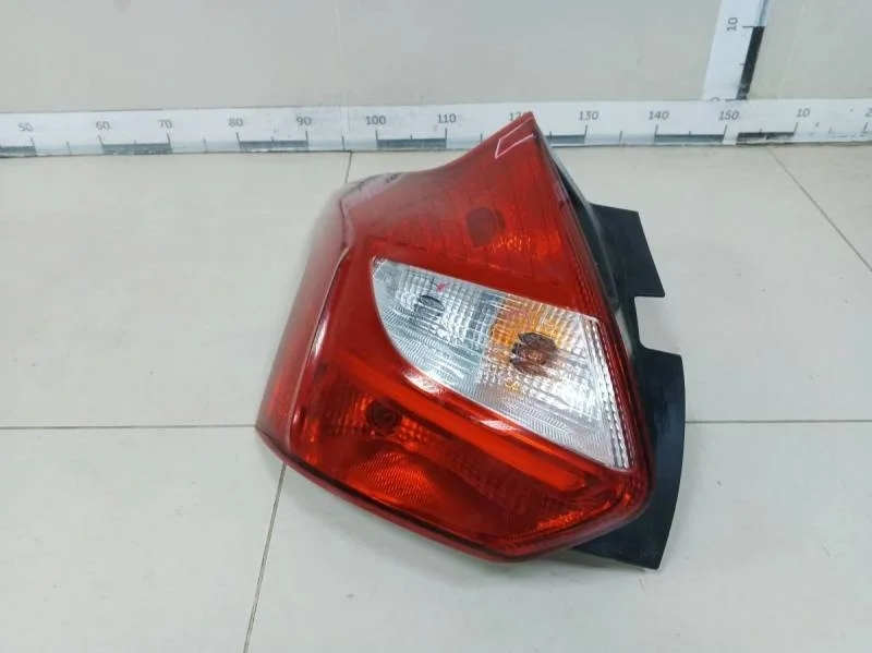 Фонарь задний левый Ford Focus 3 2011>