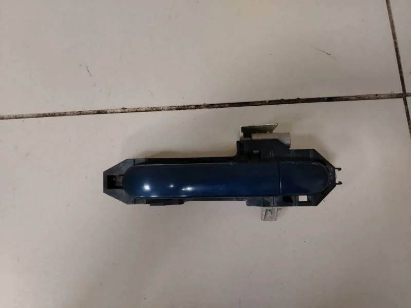 Ручка двери задней наружная левая Nissan Tiida (C11) 2007-2014