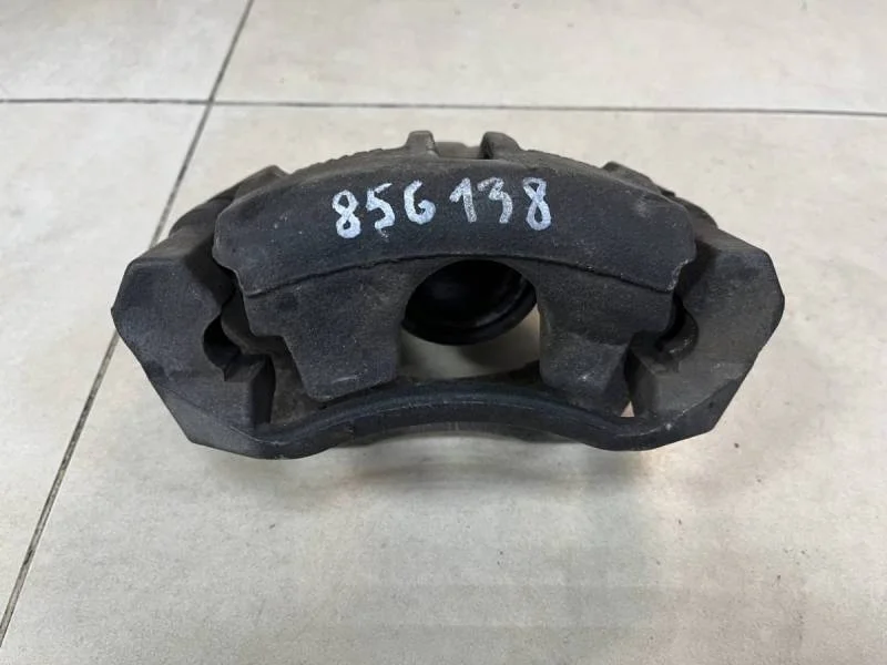 Суппорт передний правый Ford Mondeo 3 2000-2007