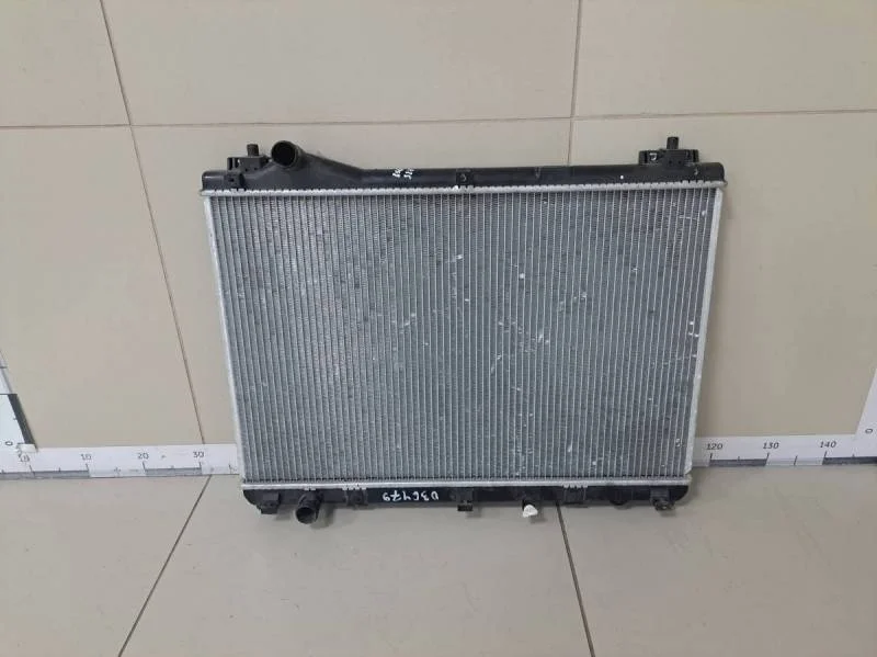 Радиатор охлаждения двигателя Suzuki Grand Vitara 2005-2015