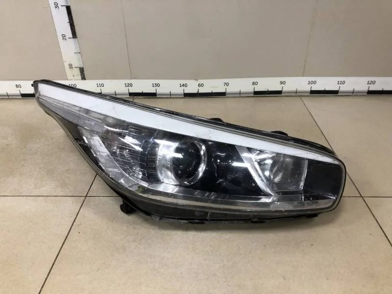 Фара правая Kia Ceed (JD) 2012-2018