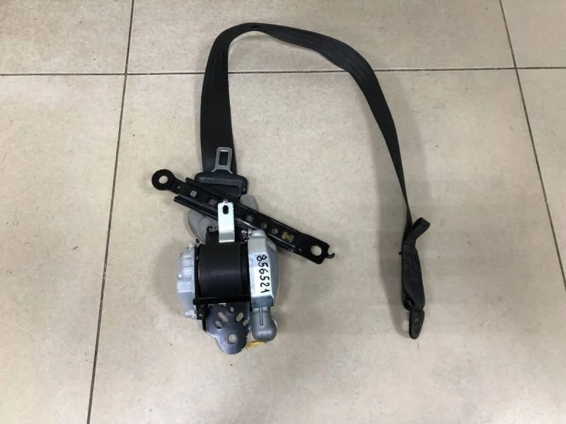 Ремень безопасности с пиропатроном Kia Ceed (JD) 2012-2018