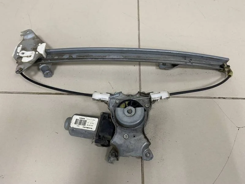 Стеклоподъемник электр. задний левый Nissan Primera (P12) 2002-2007