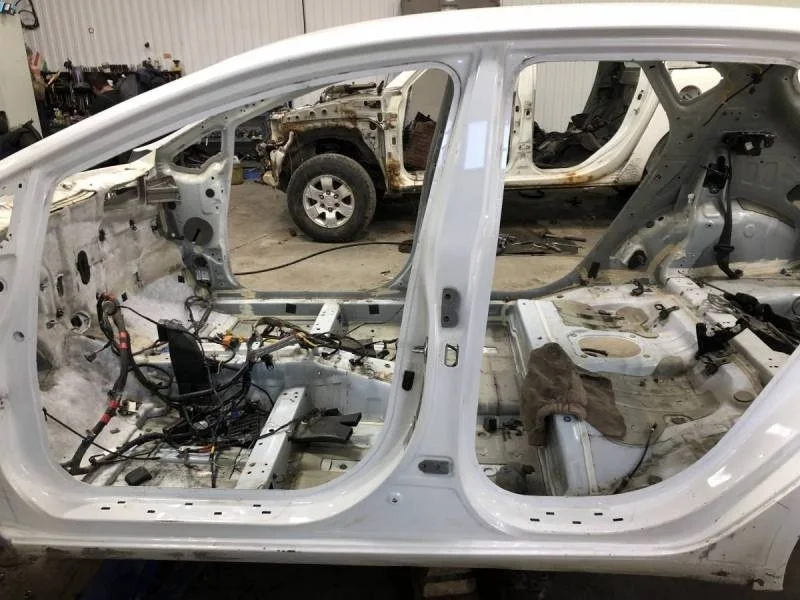 Порог со стойкой левый Kia Ceed (JD) 2012-2018