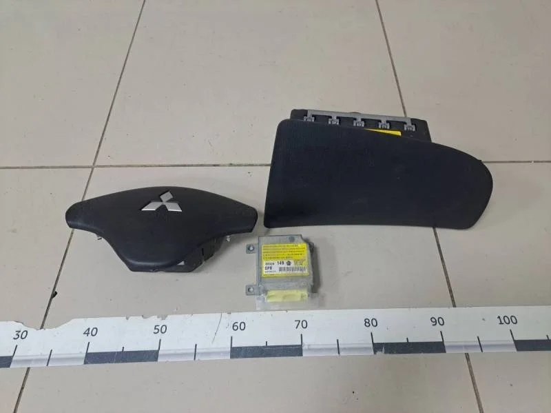 Подушка безопасности (комплект) Mitsubishi L200 (KB) 2006-2016