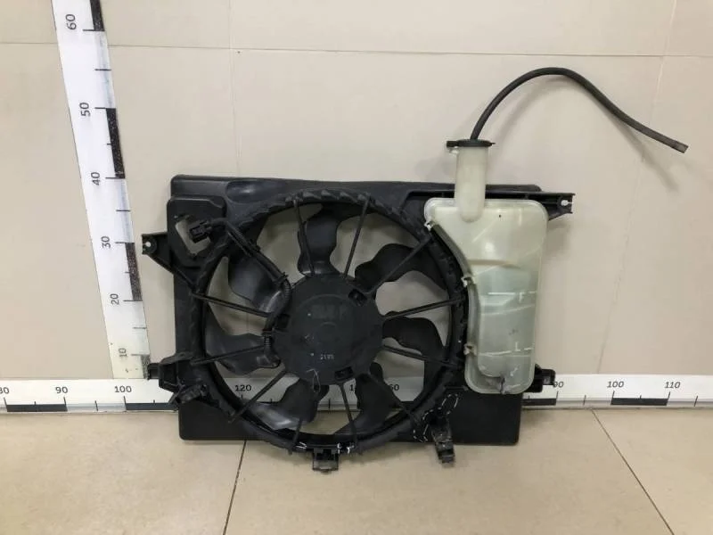 Диффузор вентилятора Kia Ceed (JD) 2012-2018