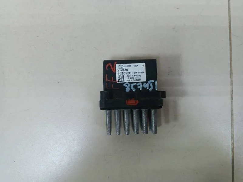 Резистор отопителя Ford Focus 2 (DA) 2005-2008