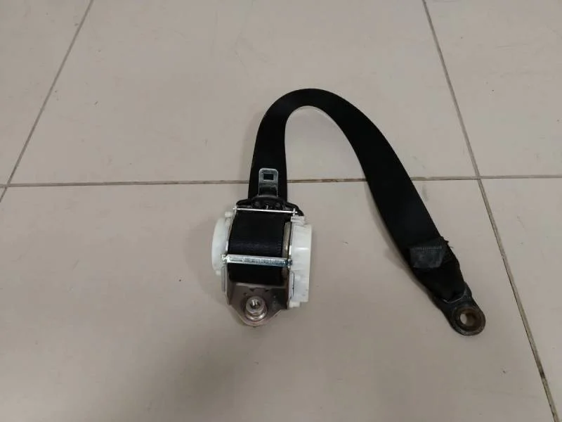 Ремень безопасности Ford Focus 2 (DA) 2005-2008