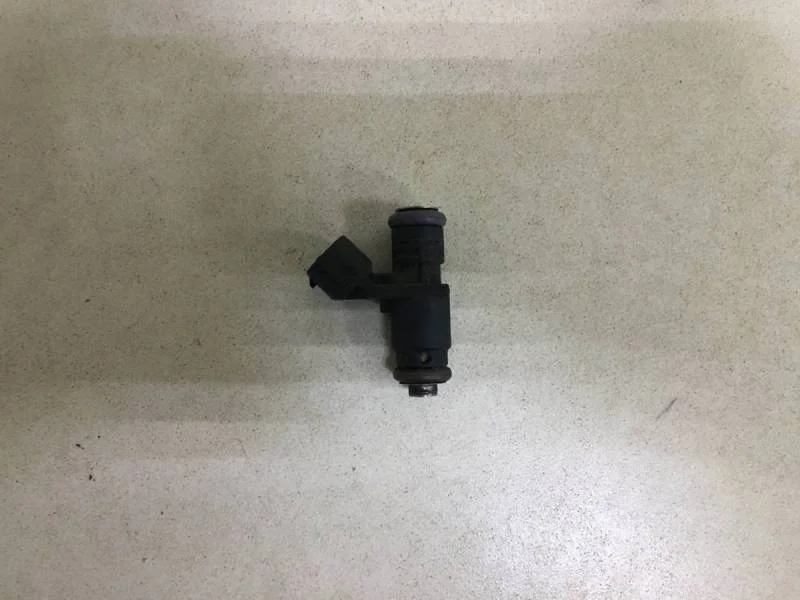 Форсунка инжекторная электрическая Volkswagen Polo (Sed RUS) 2011>