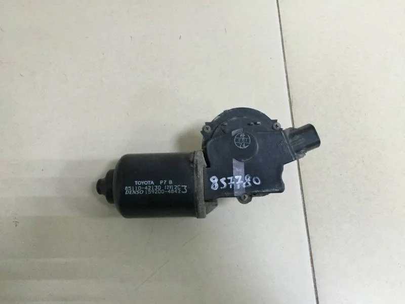 Моторчик стеклоочистителя передний Toyota Rav 4 (A20) 2000-2005