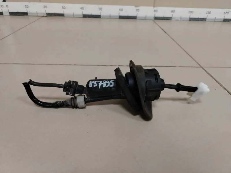 Цилиндр сцепления главный Ford Focus 2 (DA) 2005-2008