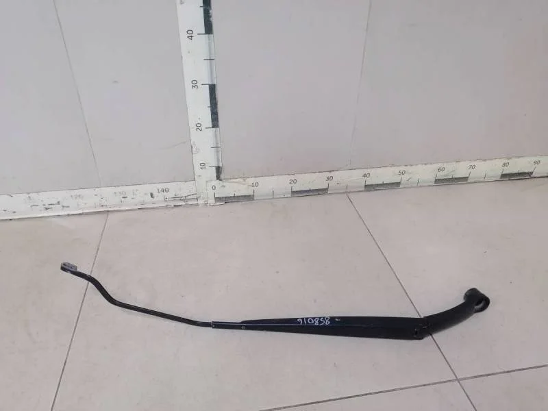 Поводок стеклоочистителя передний правый Hyundai Solaris 2010-2017