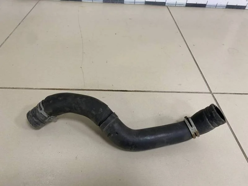 Патрубок радиатора охлаждения Volkswagen Polo (Sed RUS) 2011>