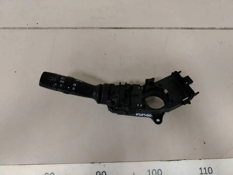 Переключатель поворотов подрулевой Hyundai Solaris 2010-2017