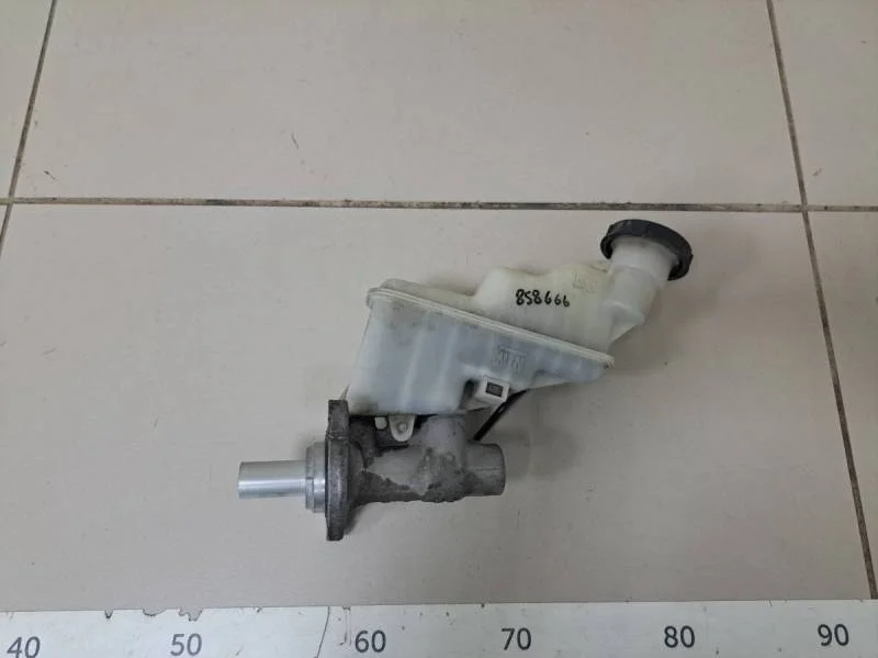 Цилиндр тормозной главный Hyundai Solaris 2010-2017